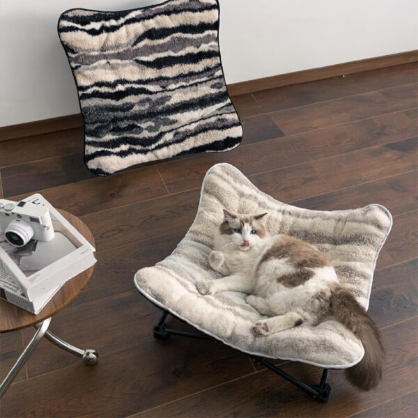 Foldable Elevated Portable Outdoor Camping Dog & Cat Bed - Image 3