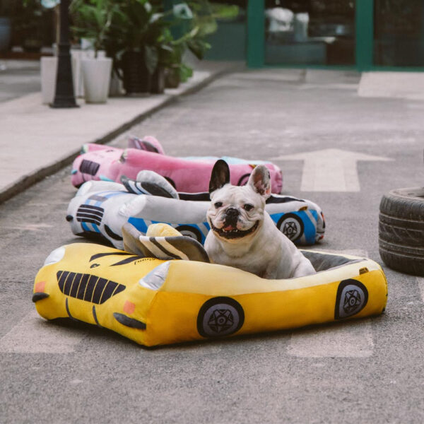 Classic Convertible Race Car Bolster Pet Bed - Fast＆Fur - Image 3