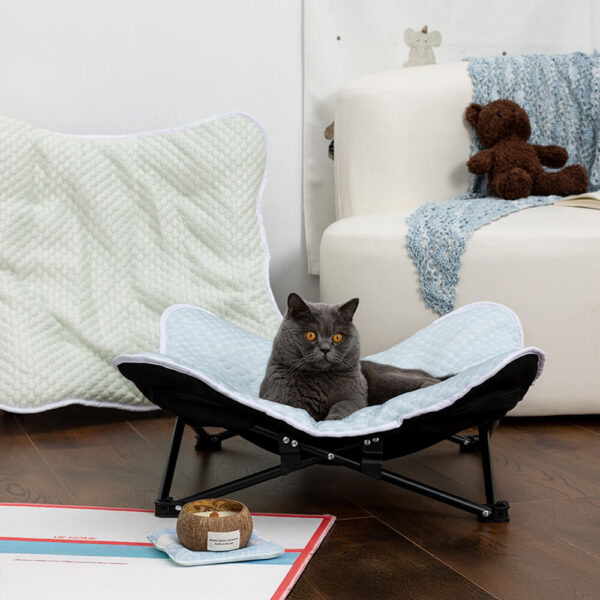 Cooling Breathable Portable Foldable Elevated Dog Bed - Image 3
