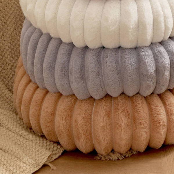 Ultra-Soft Plush Round Donut Support Dog & Cat Bed - Image 8