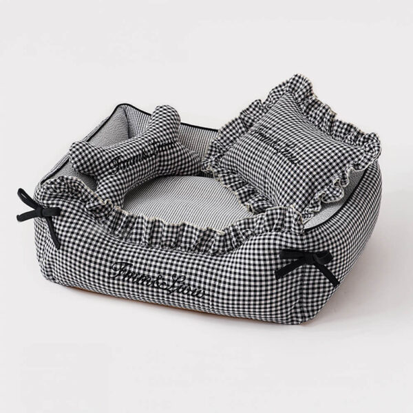 Soft Gingham Washable Dog & Cat Sofa Bed with Pillows - Image 15