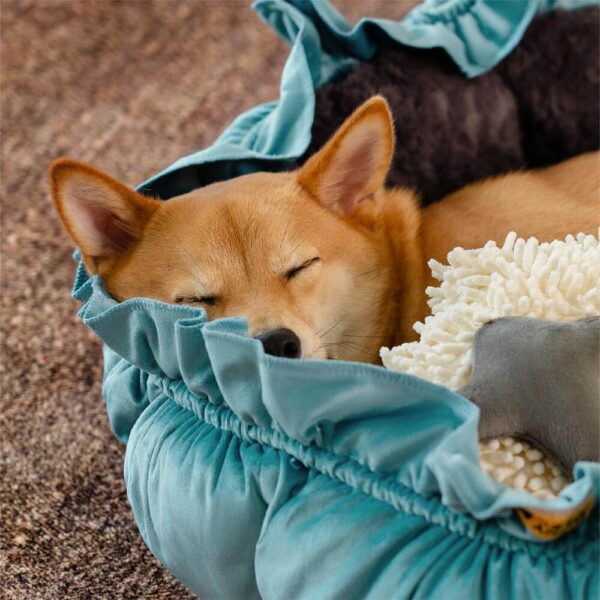 Nature-Inspired Adjustable Calming Dog Bed - Plush Nest - Image 7