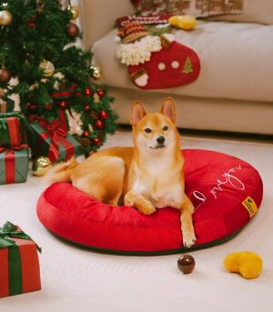 Velvet Heart-Shaped Festive Dog Bed